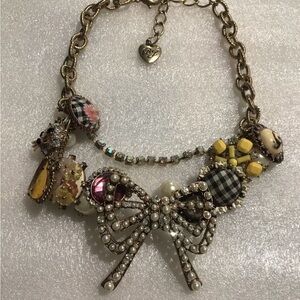 Betsey Johnson Pearl Bow Dog Cat Necklace Rare